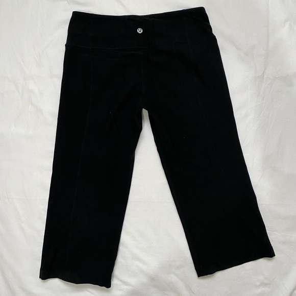 Lululemon reversible capri pants - Picture 4 of 4